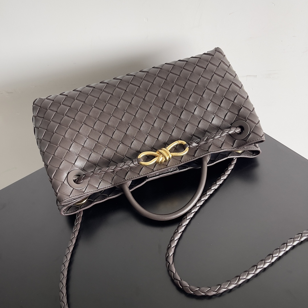 Bottega Veneta Shopping Bags